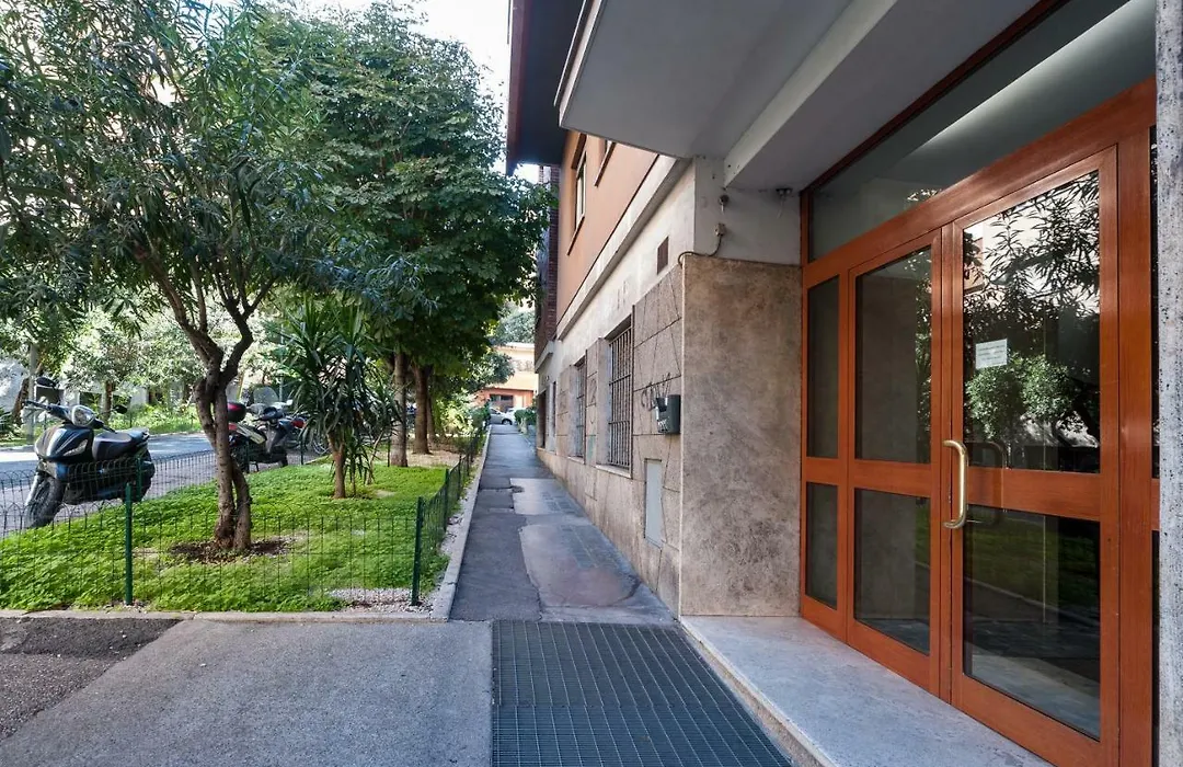 Interno 9 A San Pietro-1