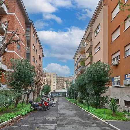 Interno 9 a San Pietro-2