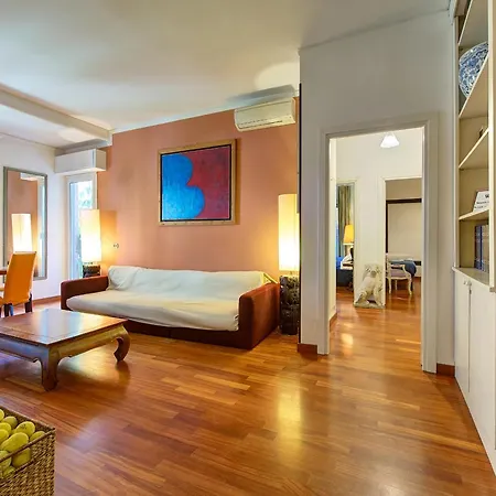 Interno 9 a San Pietro-3